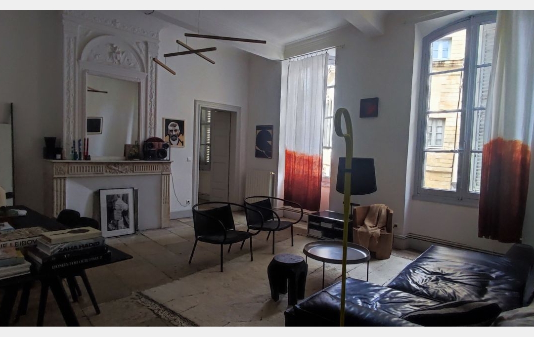 IMMOBILIER ET FINANCE : Apartment | NIMES (30000) | 156 m2 | 1 100 € 