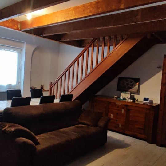  IMMOBILIER ET FINANCE : Apartment | NIMES (30000) | 61 m2 | 700 € 