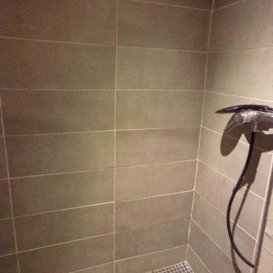 IMMOBILIER ET FINANCE : Apartment | NIMES (30000) | 61 m2 | 700 € 