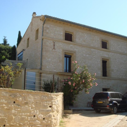  IMMOBILIER ET FINANCE : Maison / Villa | SAINT-MAXIMIN (30700) | 125 m2 | 1 150 € 