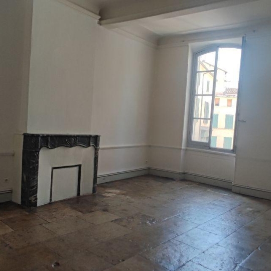  IMMOBILIER ET FINANCE : Appartement | NIMES (30000) | 156 m2 | 935 € 