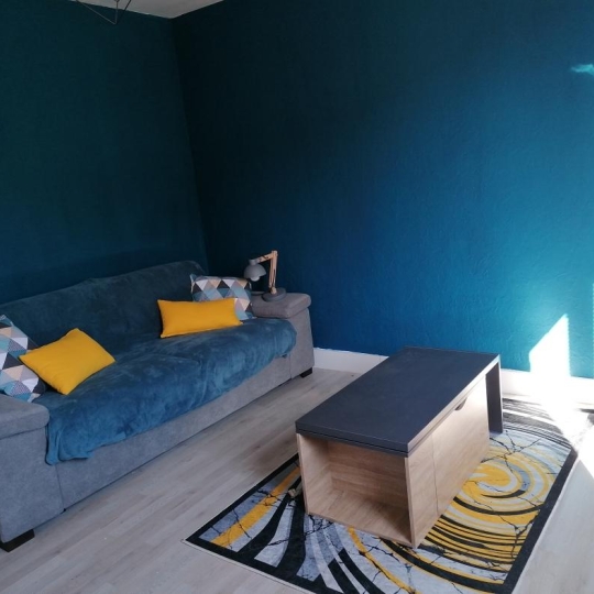  IMMOBILIER ET FINANCE : Apartment | NIMES (30000) | 20 m2 | 400 € 