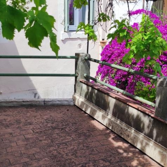  IMMOBILIER ET FINANCE : Appartement | NIMES (30000) | 25 m2 | 430 € 