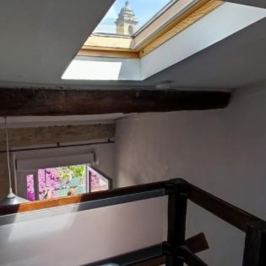  IMMOBILIER ET FINANCE : Appartement | NIMES (30000) | 25 m2 | 430 € 