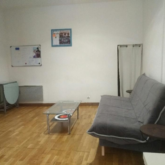  IMMOBILIER ET FINANCE : Appartement | NIMES (30000) | 30 m2 | 390 € 