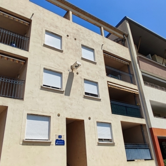  IMMOBILIER ET FINANCE : Appartement | NIMES (30000) | 60 m2 | 820 € 