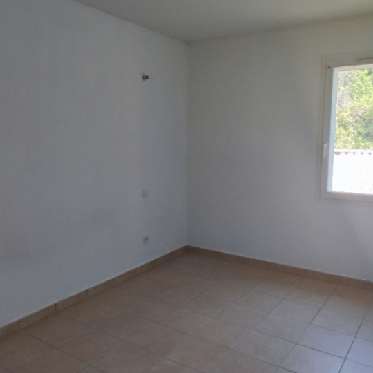  IMMOBILIER ET FINANCE : Appartement | NIMES (30000) | 60 m2 | 820 € 