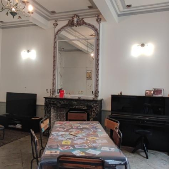  IMMOBILIER ET FINANCE : Appartement | NIMES (30000) | 178 m2 | 1 275 € 