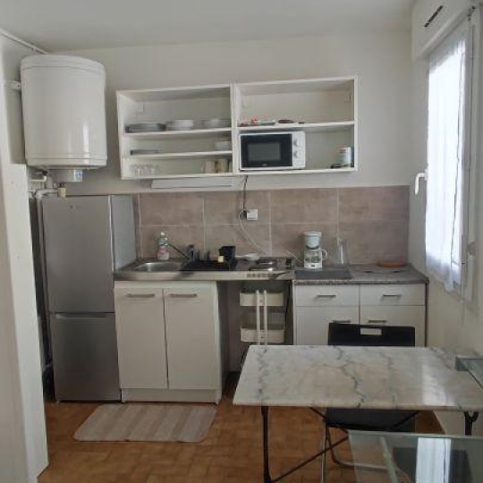  IMMOBILIER ET FINANCE : Appartement | NIMES (30000) | 20 m2 | 450 &euro; 