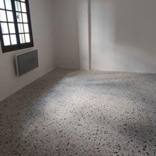  IMMOBILIER ET FINANCE : Appartement | SAINT-MAXIMIN (30700) | 40 m2 | 550 € 