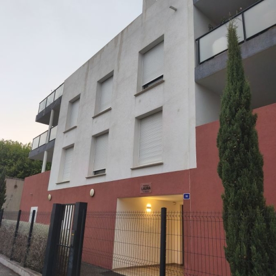 IMMOBILIER ET FINANCE : Appartement | NIMES (30000) | 80.00m2 | 910 € 