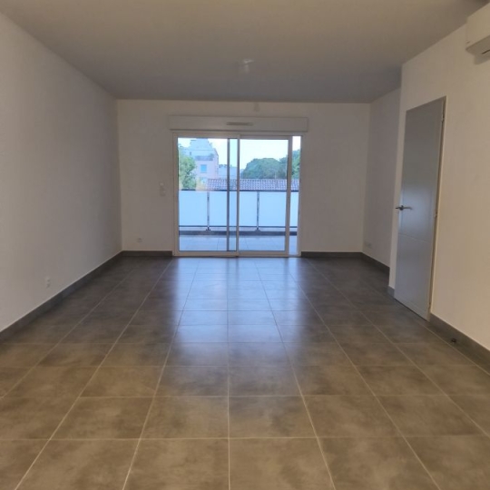  IMMOBILIER ET FINANCE : Appartement | NIMES (30000) | 80 m2 | 910 € 