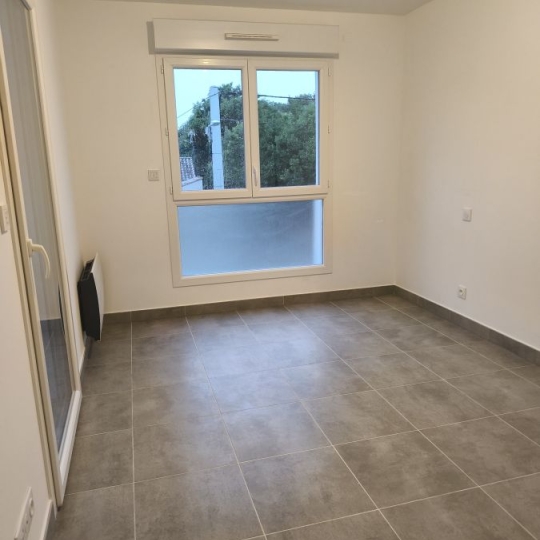  IMMOBILIER ET FINANCE : Appartement | NIMES (30000) | 80 m2 | 910 € 