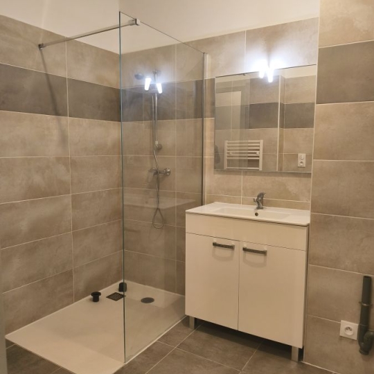  IMMOBILIER ET FINANCE : Appartement | NIMES (30000) | 80 m2 | 910 € 