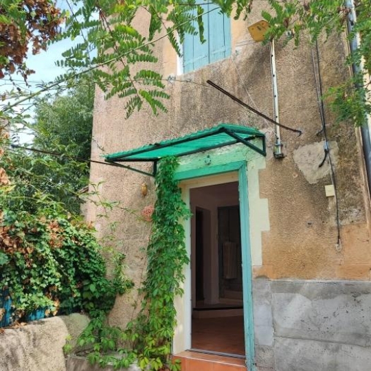  IMMOBILIER ET FINANCE : Maison / Villa | UZES (30700) | 39 m2 | 510 € 