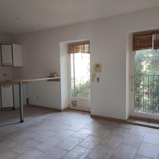  IMMOBILIER ET FINANCE : Appartement | NIMES (30000) | 55 m2 | 930 € 