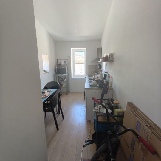  IMMOBILIER ET FINANCE : Appartement | NIMES (30000) | 35 m2 | 520 &euro; 