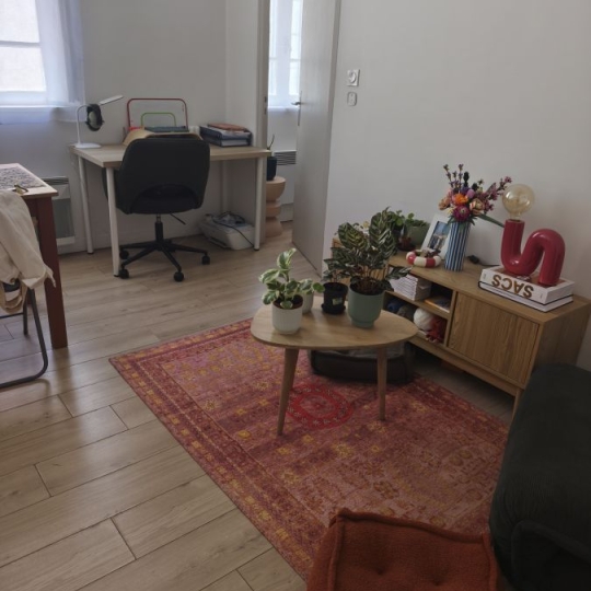  IMMOBILIER ET FINANCE : Appartement | NIMES (30000) | 40 m2 | 435 &euro; 