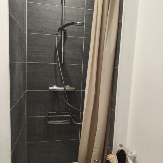  IMMOBILIER ET FINANCE : Appartement | NIMES (30000) | 40 m2 | 435 &euro; 