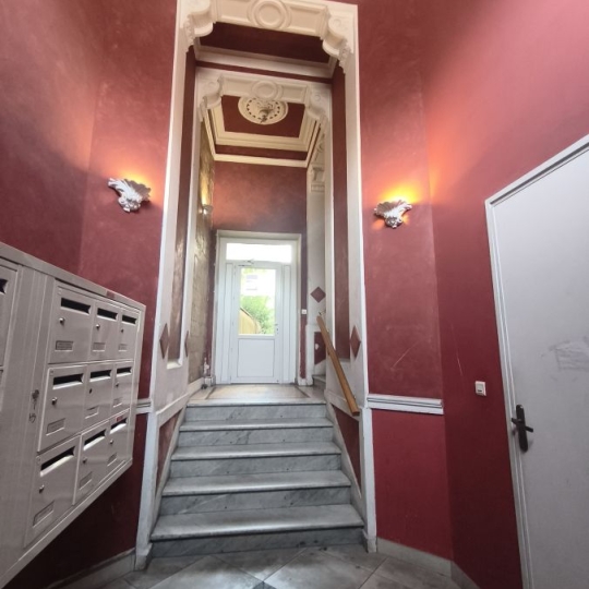  IMMOBILIER ET FINANCE : Appartement | NIMES (30000) | 53 m2 | 620 &euro; 