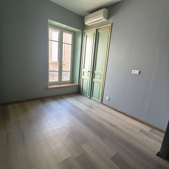  IMMOBILIER ET FINANCE : Appartement | NIMES (30000) | 53 m2 | 620 &euro; 
