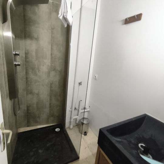  IMMOBILIER ET FINANCE : Appartement | NIMES (30000) | 32 m2 | 500 &euro; 