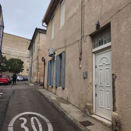 IMMOBILIER ET FINANCE : Appartement | NIMES (30000) | 25.00m2 | 430 € 
