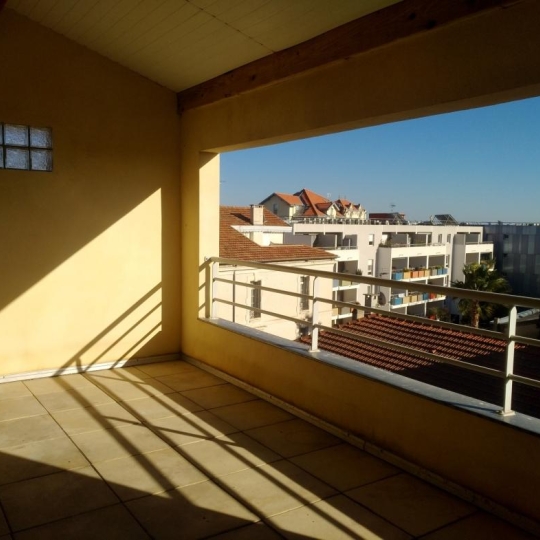  IMMOBILIER ET FINANCE : Appartement | NIMES (30000) | 87 m2 | 240 000 € 