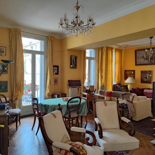  IMMOBILIER ET FINANCE : Appartement | NIMES (30000) | 191 m2 | 325 000 € 