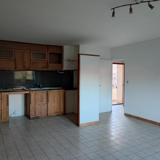  IMMOBILIER ET FINANCE : Appartement | NIMES (30000) | 53 m2 | 99 000 € 