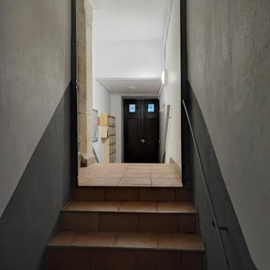  IMMOBILIER ET FINANCE : Appartement | NIMES (30000) | 53 m2 | 99 000 € 