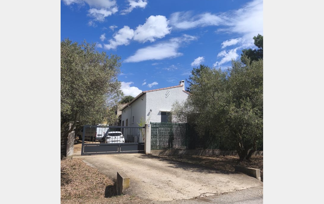 IMMOBILIER ET FINANCE : House | BEZOUCE (30320) | 120 m2 | 1 220 € 