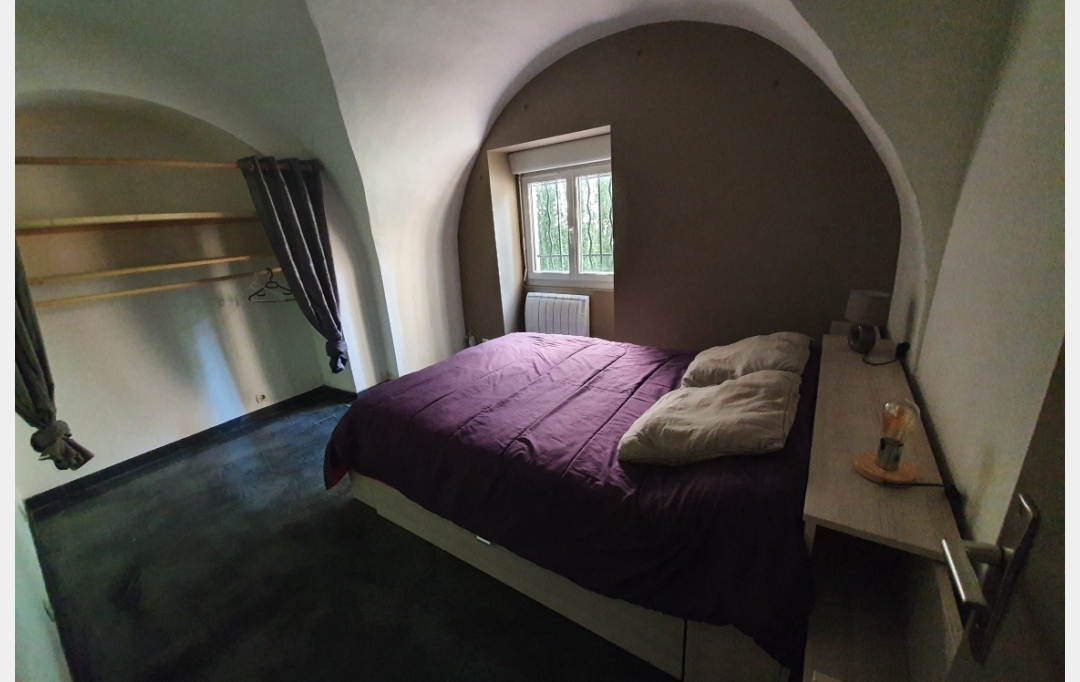 IMMOBILIER ET FINANCE : Appartement | NIMES (30900) | 45 m2 | 670 &euro; 