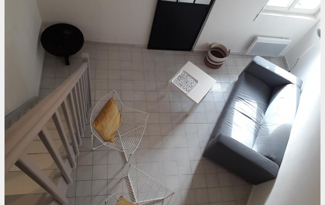 IMMOBILIER ET FINANCE : Apartment | NIMES (30000) | 32 m2 | 550 € 