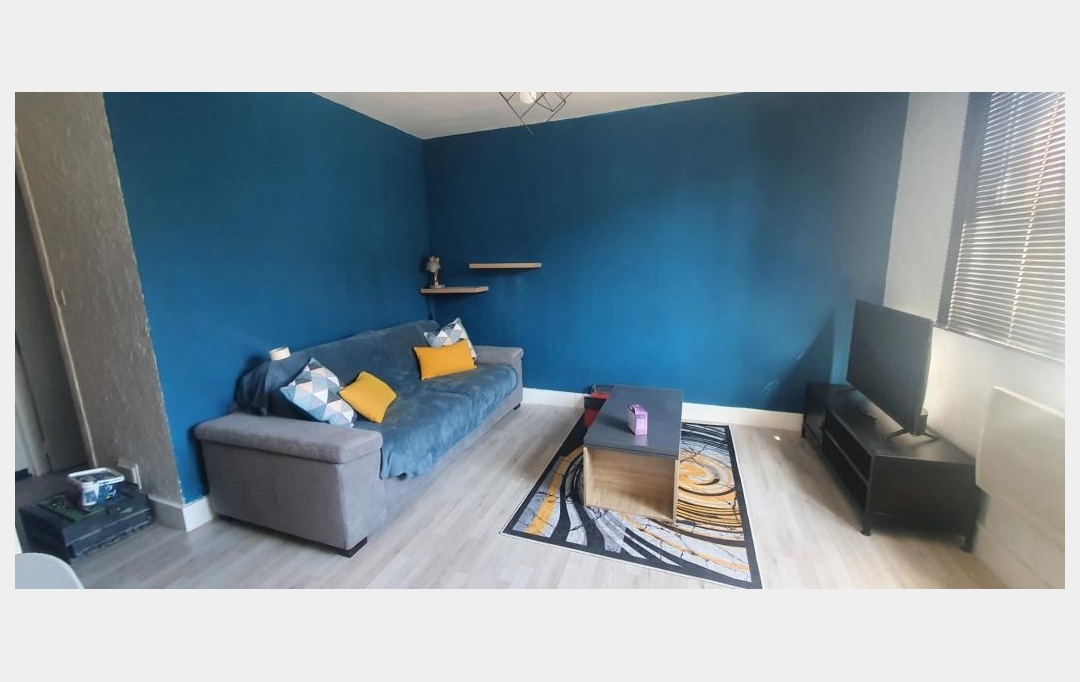 IMMOBILIER ET FINANCE : Appartement | NIMES (30000) | 20 m2 | 400 € 