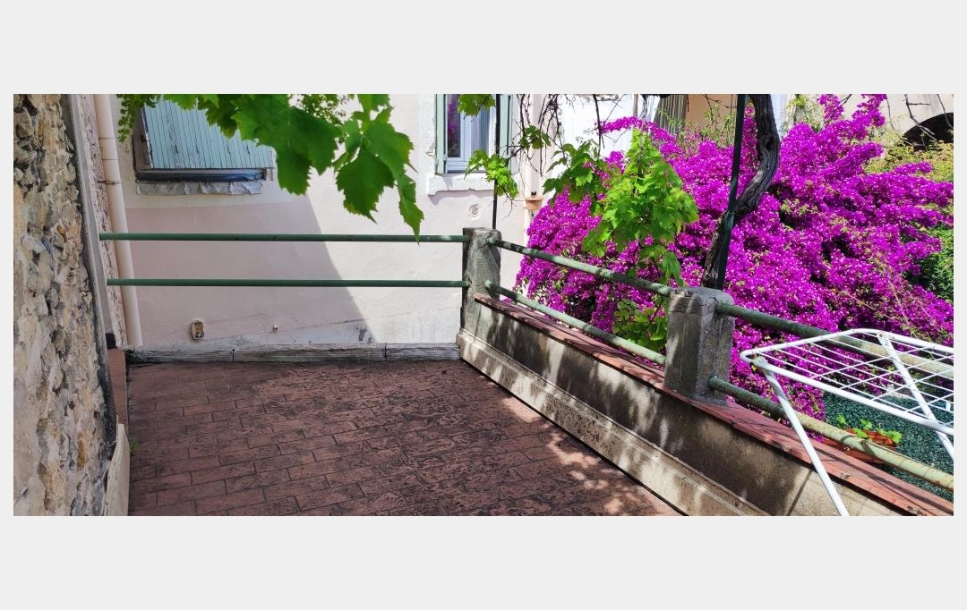 IMMOBILIER ET FINANCE : Appartement | NIMES (30000) | 25 m2 | 430 € 