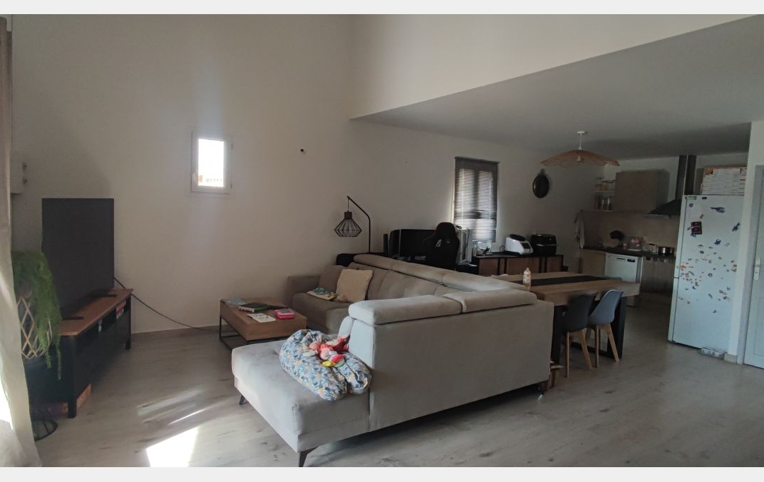 IMMOBILIER ET FINANCE : Maison / Villa | CABRIERES (30210) | 90 m2 | 1 240 € 