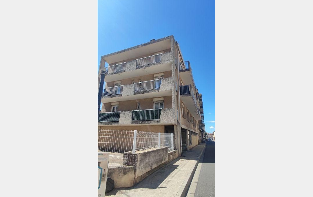 IMMOBILIER ET FINANCE : Appartement | NIMES (30000) | 20 m2 | 450 &euro; 