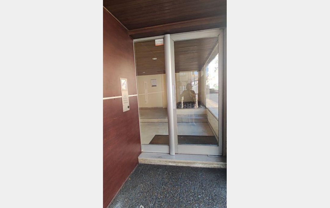 IMMOBILIER ET FINANCE : Appartement | NIMES (30000) | 20 m2 | 450 &euro; 