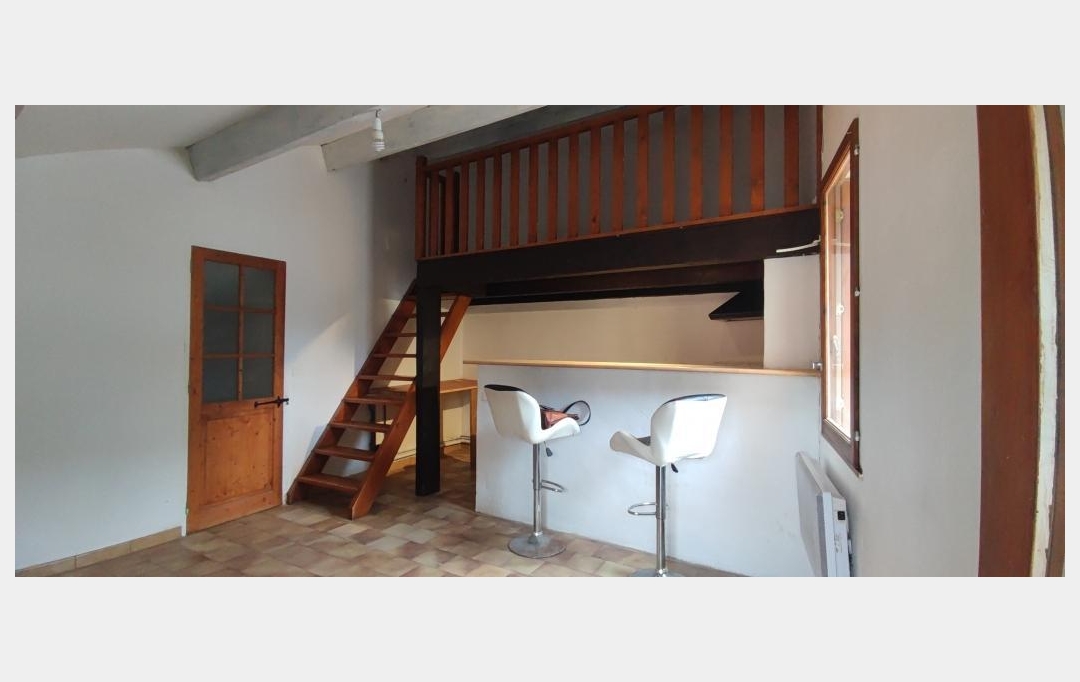 IMMOBILIER ET FINANCE : Appartement | SAINT-MAXIMIN (30700) | 40 m2 | 550 € 