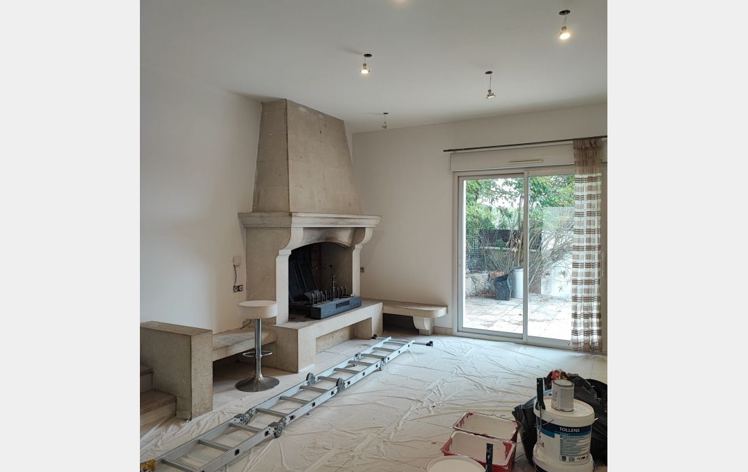 IMMOBILIER ET FINANCE : Maison / Villa | NIMES (30000) | 90 m2 | 1 100 € 