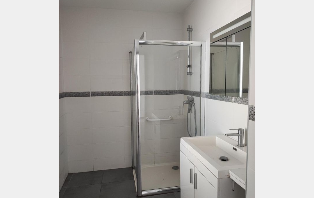 IMMOBILIER ET FINANCE : Appartement | LANGLADE (30980) | 70 m2 | 730 &euro; 
