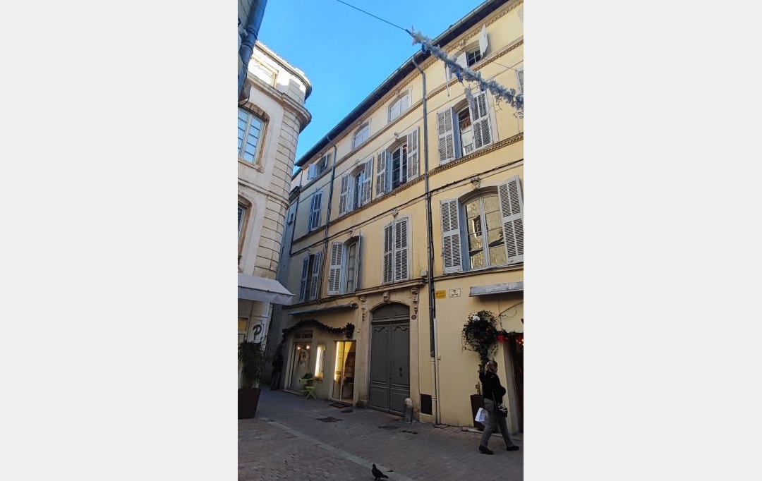 IMMOBILIER ET FINANCE : Appartement | NIMES (30000) | 22 m2 | 420 &euro; 