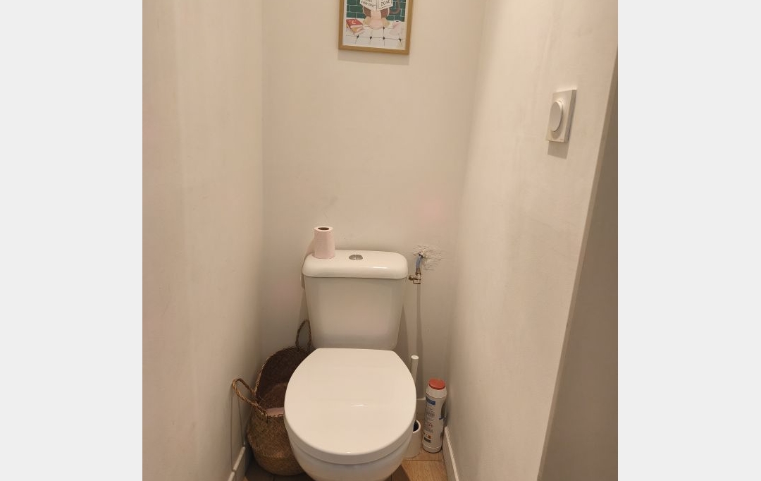 IMMOBILIER ET FINANCE : Appartement | NIMES (30000) | 40 m2 | 435 &euro; 