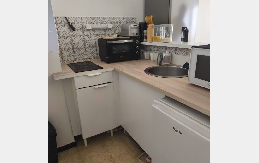 IMMOBILIER ET FINANCE : Appartement | NIMES (30000) | 33 m2 | 455 &euro; 