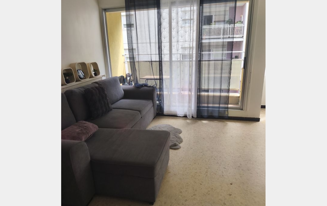 IMMOBILIER ET FINANCE : Appartement | NIMES (30000) | 33 m2 | 455 &euro; 