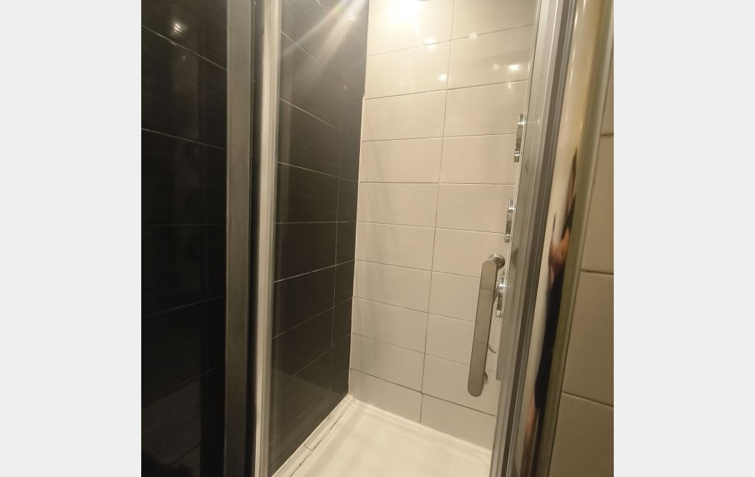 IMMOBILIER ET FINANCE : Appartement | NIMES (30000) | 53 m2 | 620 &euro; 