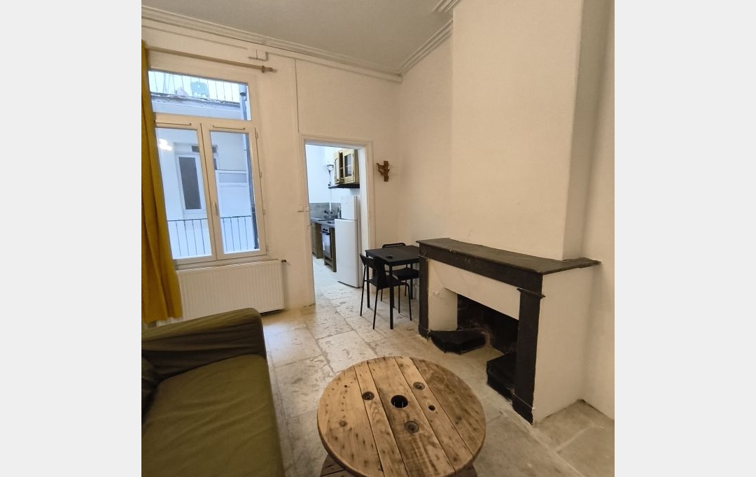 IMMOBILIER ET FINANCE : Appartement | NIMES (30000) | 32 m2 | 500 &euro; 