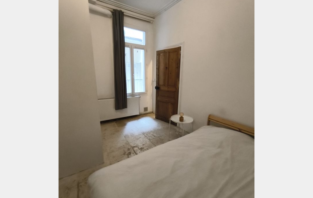 IMMOBILIER ET FINANCE : Appartement | NIMES (30000) | 32 m2 | 500 &euro; 