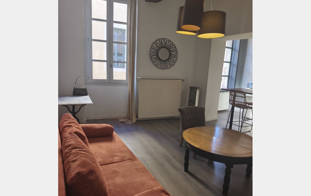 IMMOBILIER ET FINANCE : Appartement | NIMES (30000) | 47 m2 | 660 &euro; 